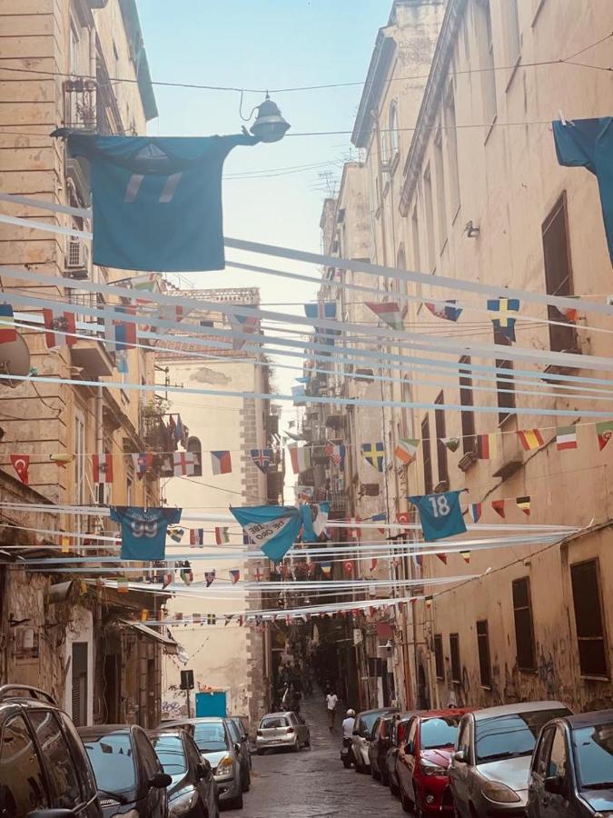 לינה וארוחת בוקר נאפולי Dimora Dei Decumani מראה חיצוני תמונה
